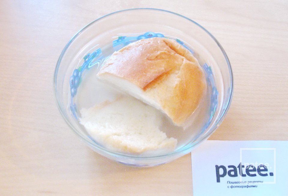 Котлеты из индейки с сыром и отварными яйцами - Шаг 4