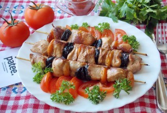 Куриный шашлык с черносливом и курагой