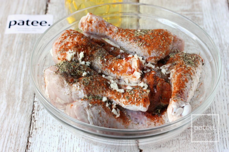 Куриные голени в беконе - Шаг 6