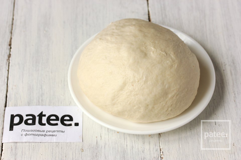 Пицца с курицей, инжиром и кедровыми орешками - Шаг 2