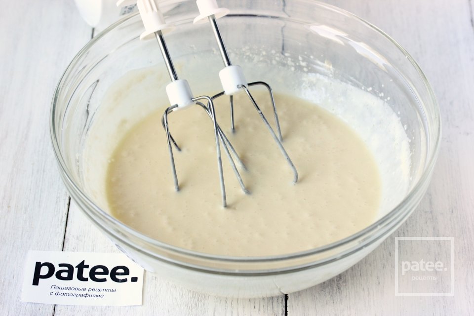 Пирог заливной с грушами - Шаг 5