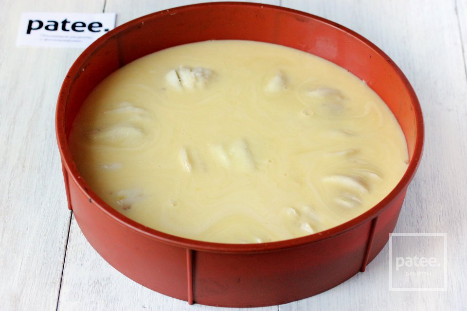 Пирог заливной с грушами - Шаг 14