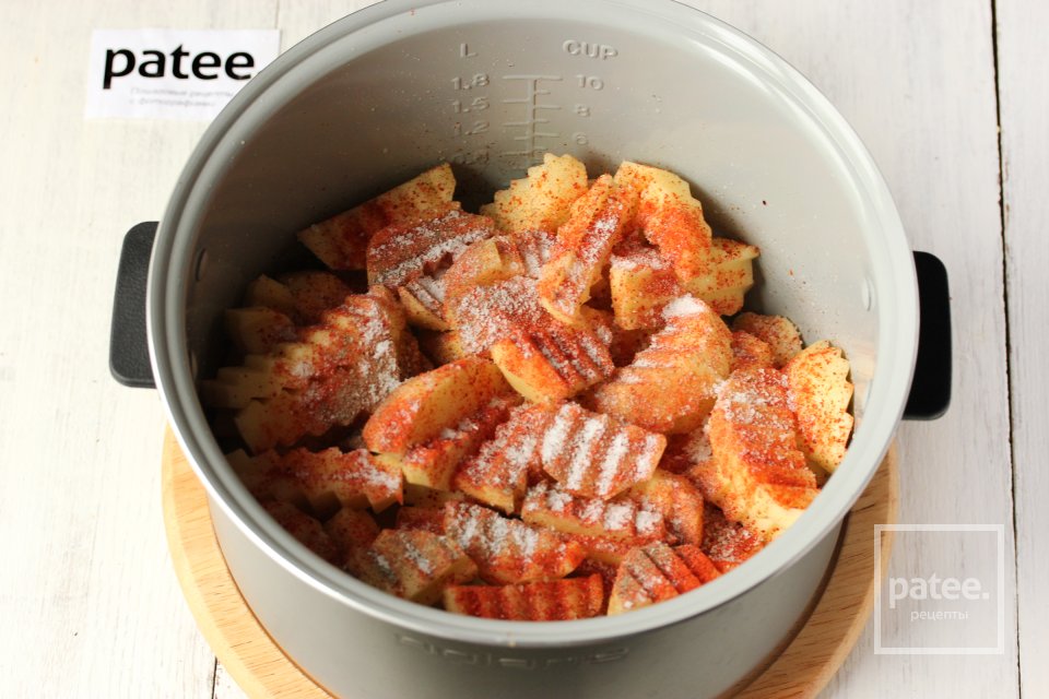 Свинина с картофелем в мультиварке - Шаг 11