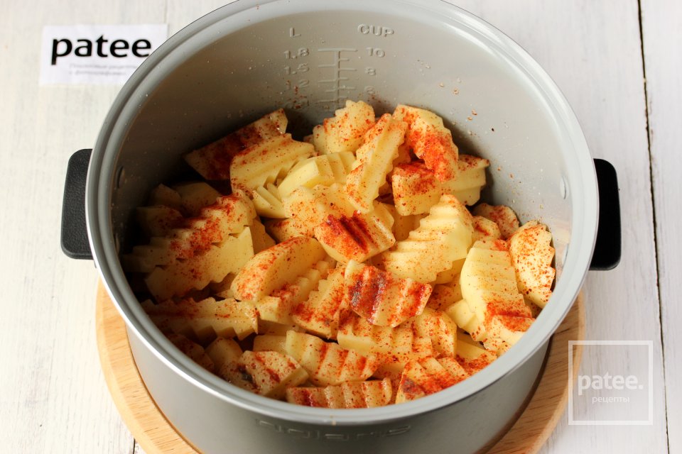 Свинина с картофелем в мультиварке - Шаг 12