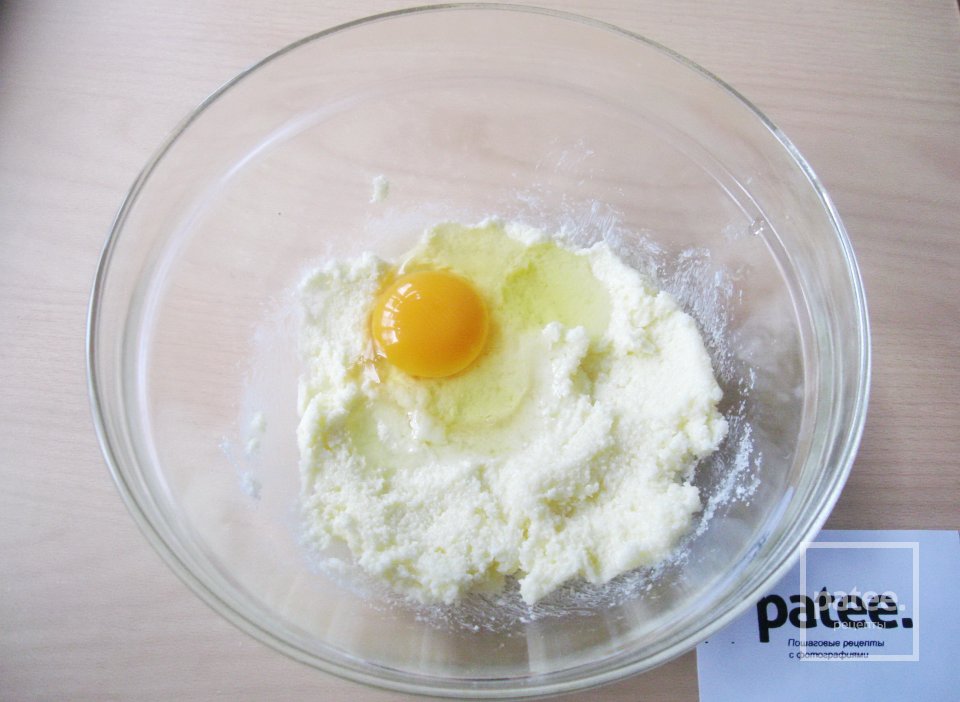 Пирог с абрикосами в мультиварке - Шаг 4