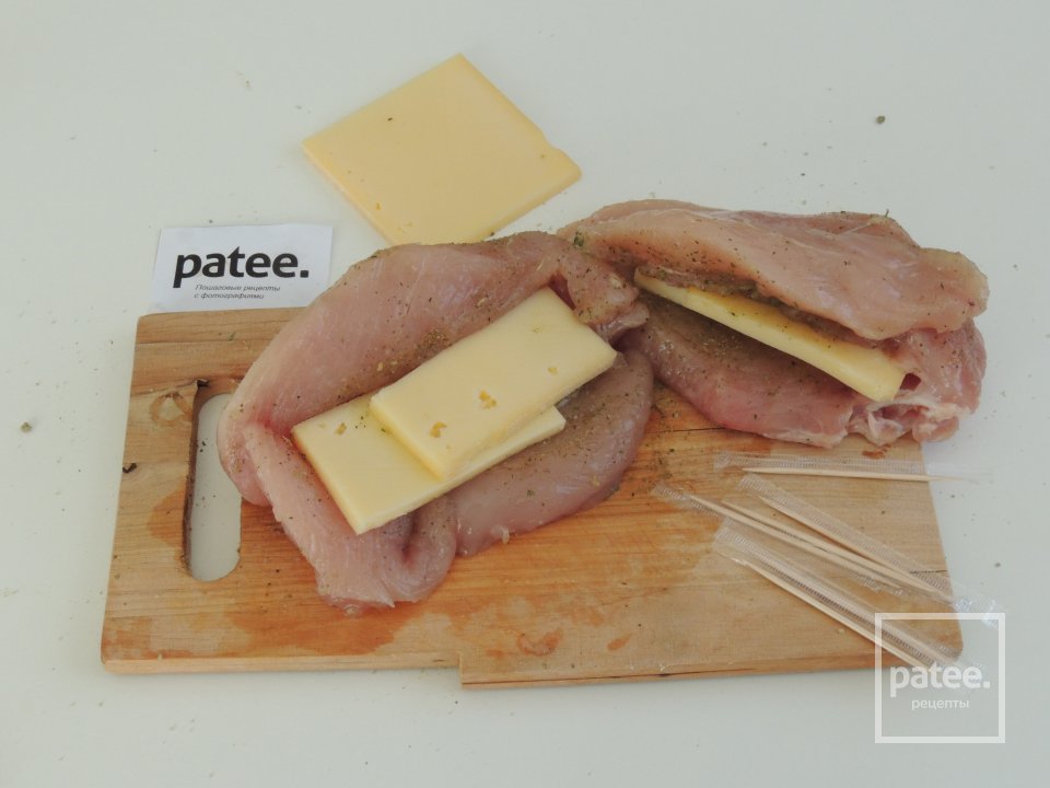 Куриное филе с сыром на апельсиновой моркови - Шаг 9