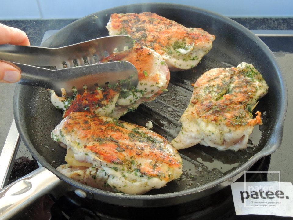 Куриное филе с сыром на апельсиновой моркови - Шаг 13