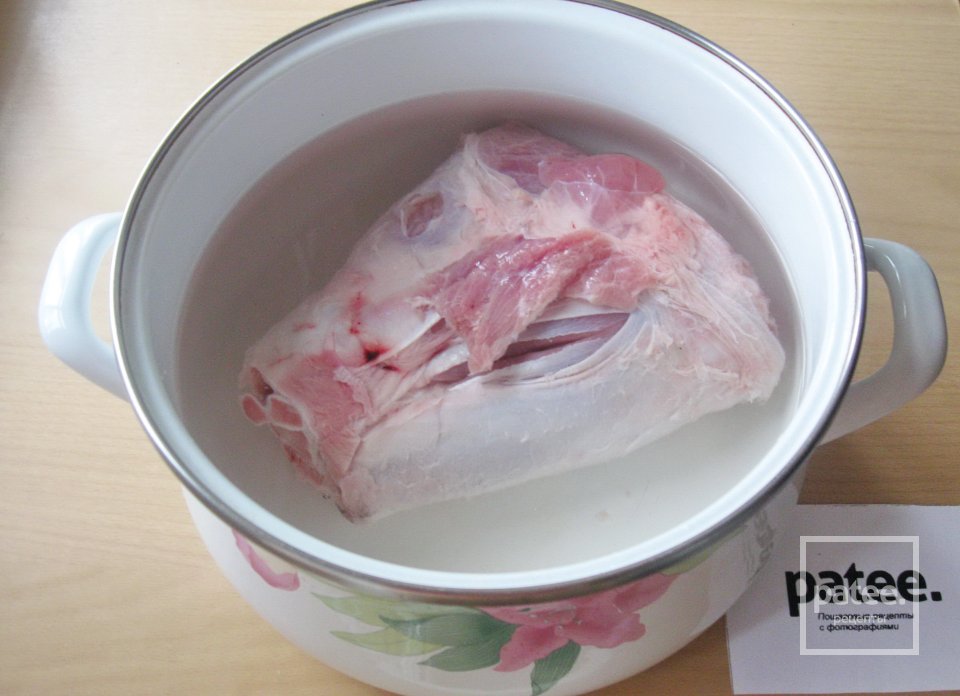 Террин из свиной рульки с грибами и каперсами - Шаг 2