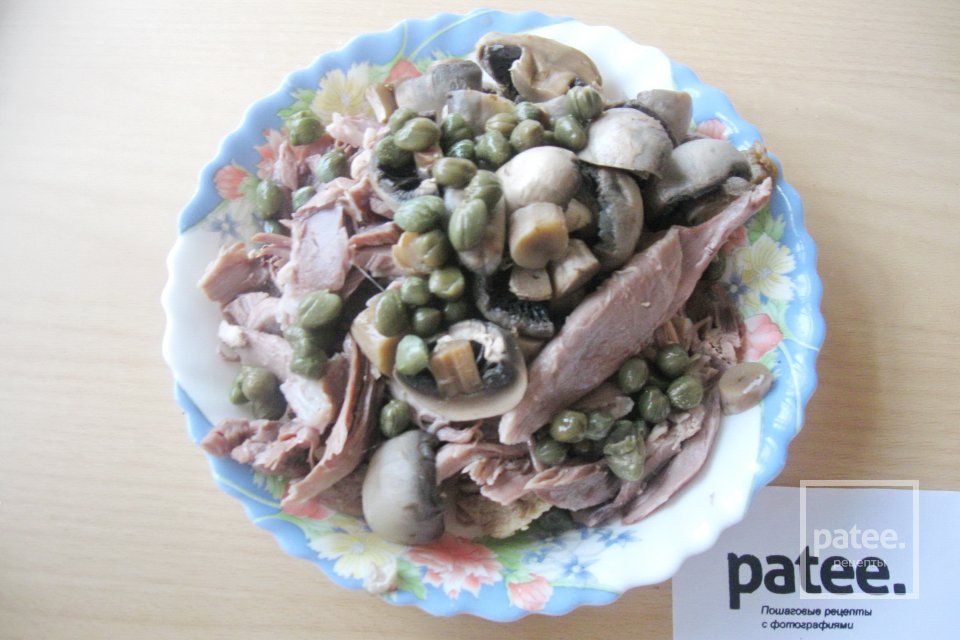 Террин из свиной рульки с грибами и каперсами - Шаг 8