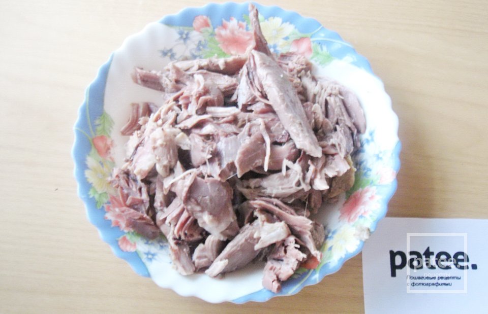 Террин из свиной рульки с грибами и каперсами - Шаг 5