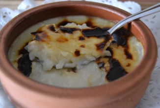 Сютлач молочно-рисовый пудинг