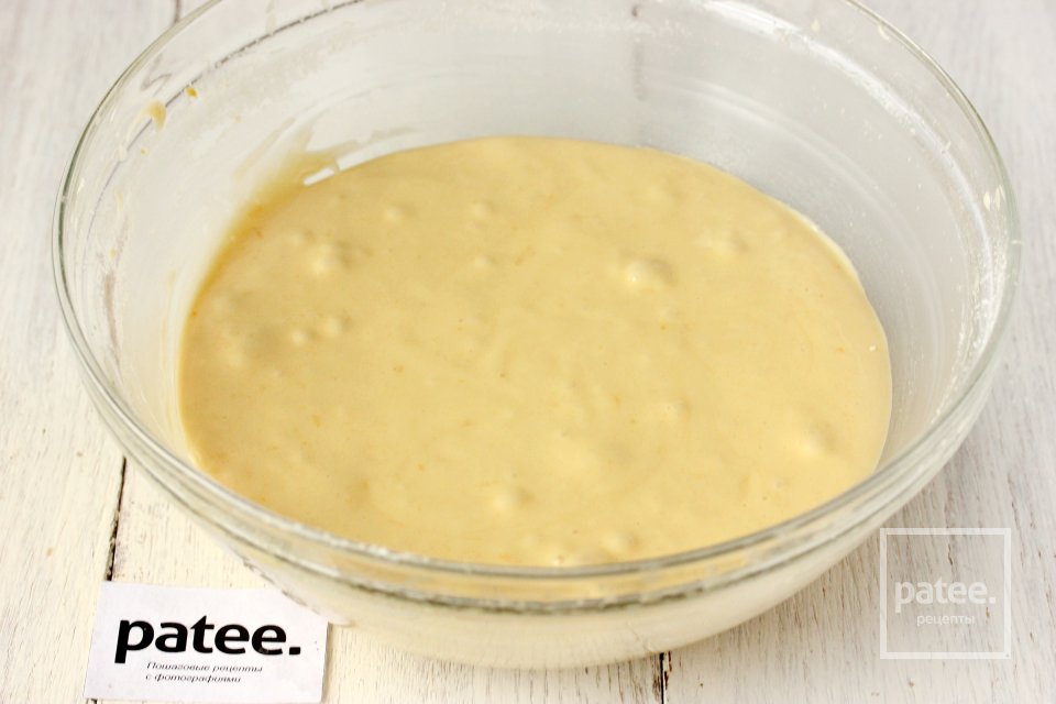 Медовый пирог с орехами и яблоками - Шаг 9