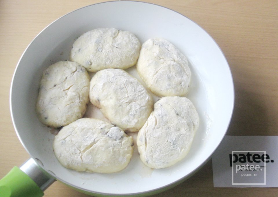 Сырники с шоколадом - Шаг 9