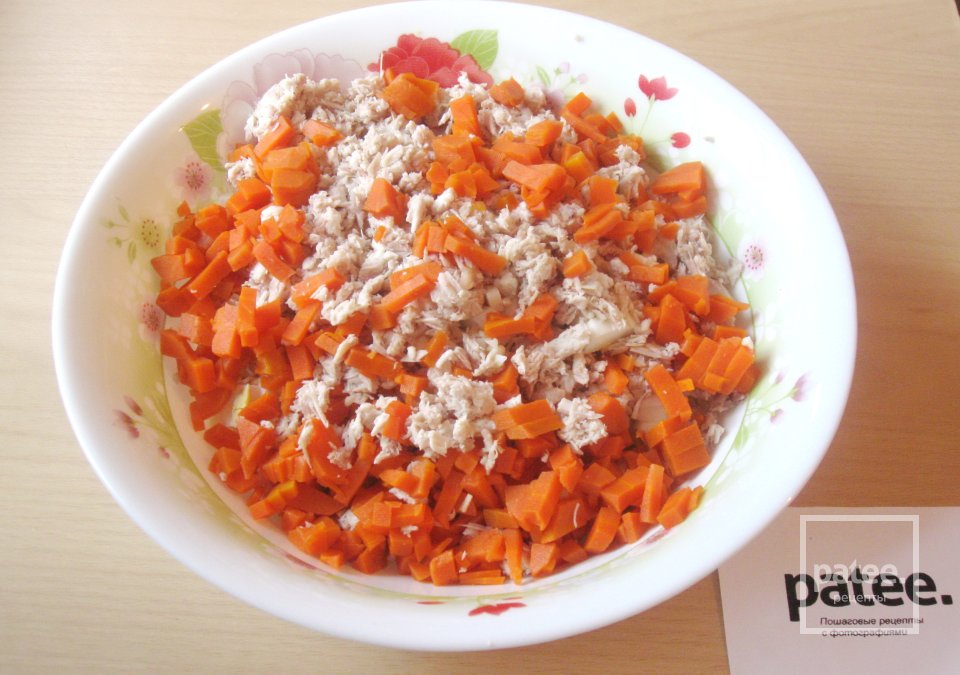 Салат с крабовыми палочками, апельсинами и Берлинским соусом - Шаг 7