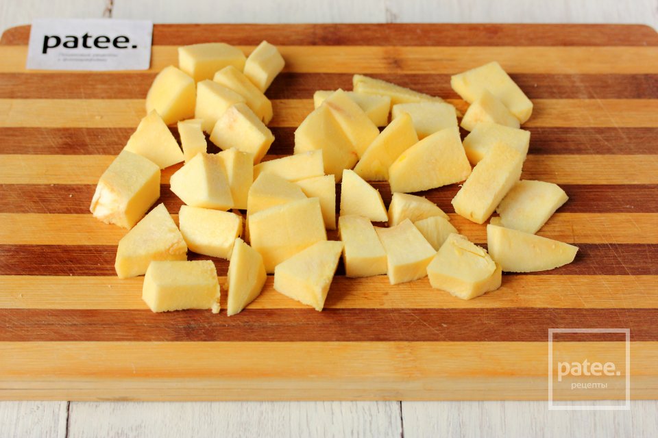 Куриное филе с айвой и луком - Шаг 4