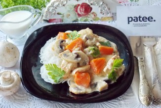 Курица с тыквой и грибами в сливках
