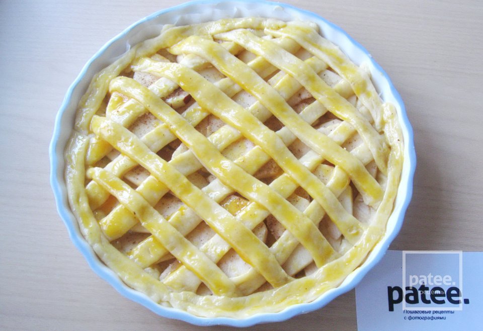 Пирог с яблоками и сметанным кремом - Шаг 12