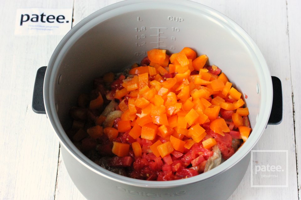 Курица в ароматном томатном соусе в мультиварке - Шаг 9