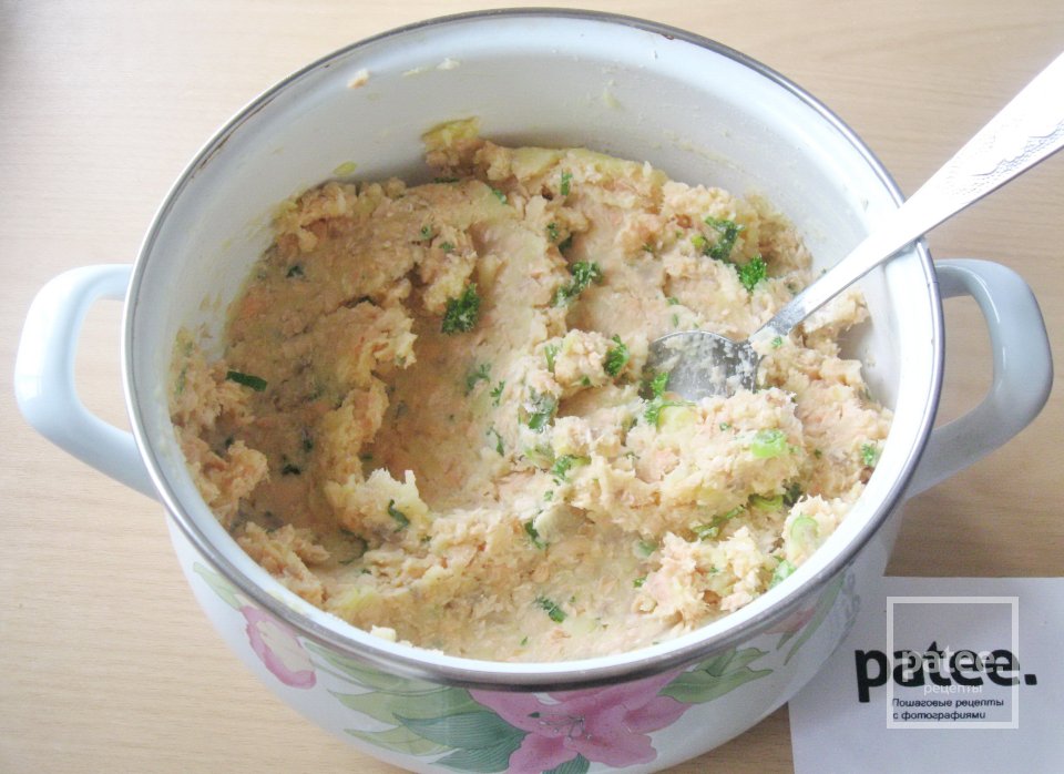 Суп с фрикадельками из семги и картофеля - Шаг 11