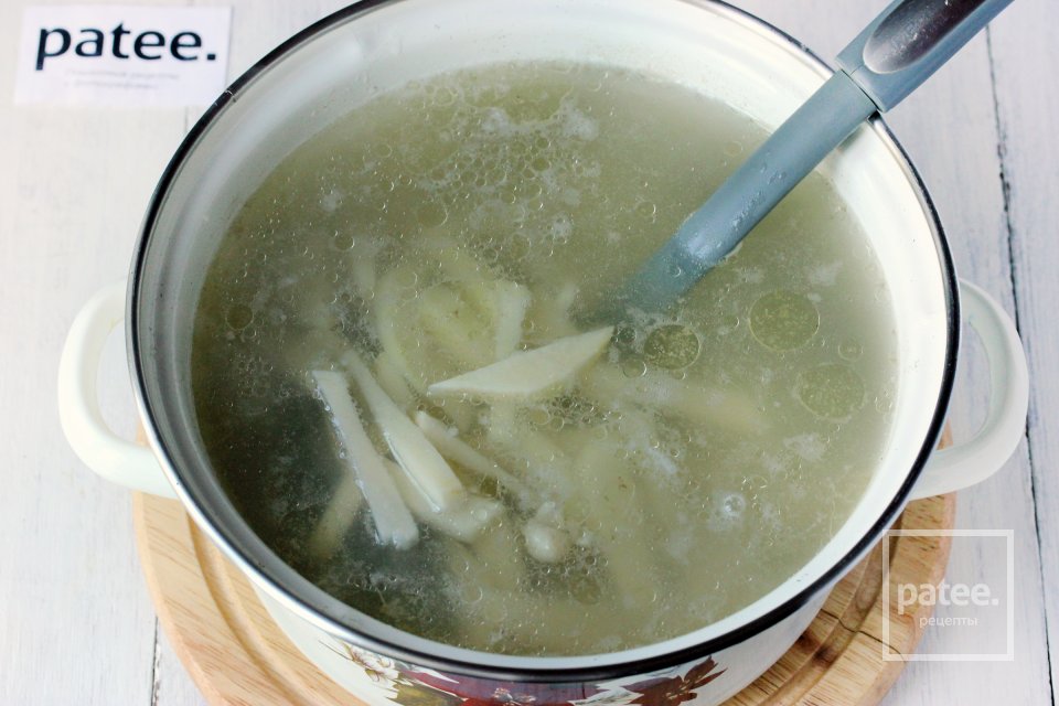 Гречневый суп с куриными желудочками - Шаг 8