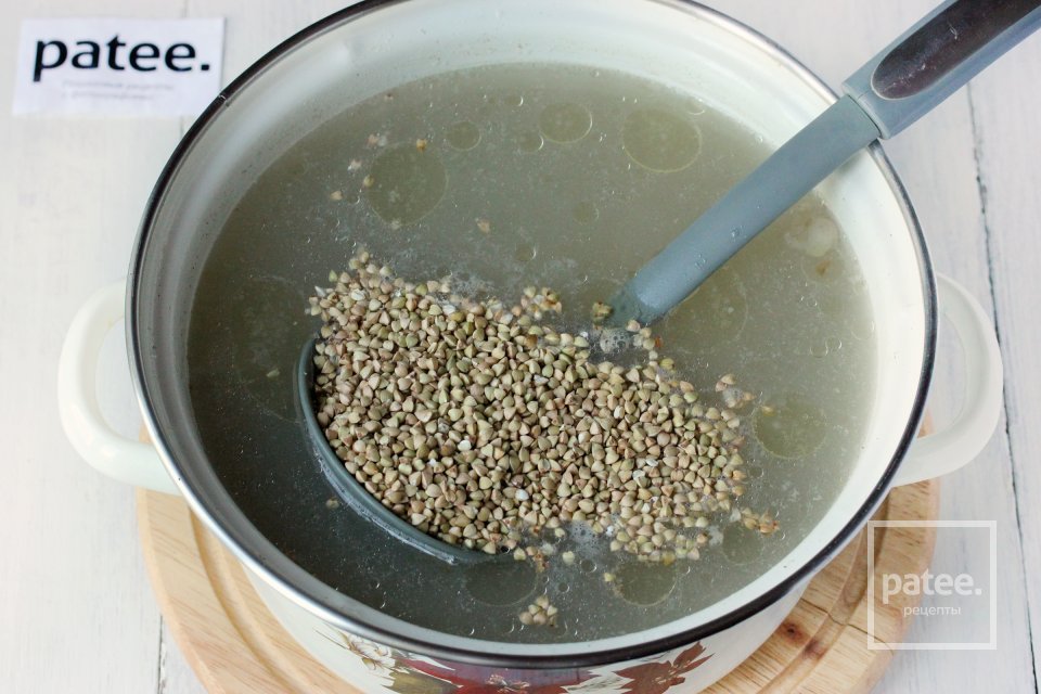 Гречневый суп с куриными желудочками - Шаг 9