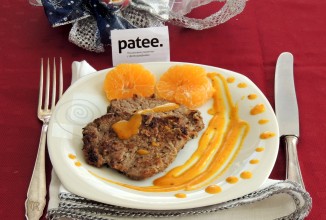 Шницель с карамельным соусом