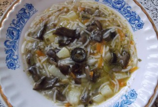 Постный грибной суп.