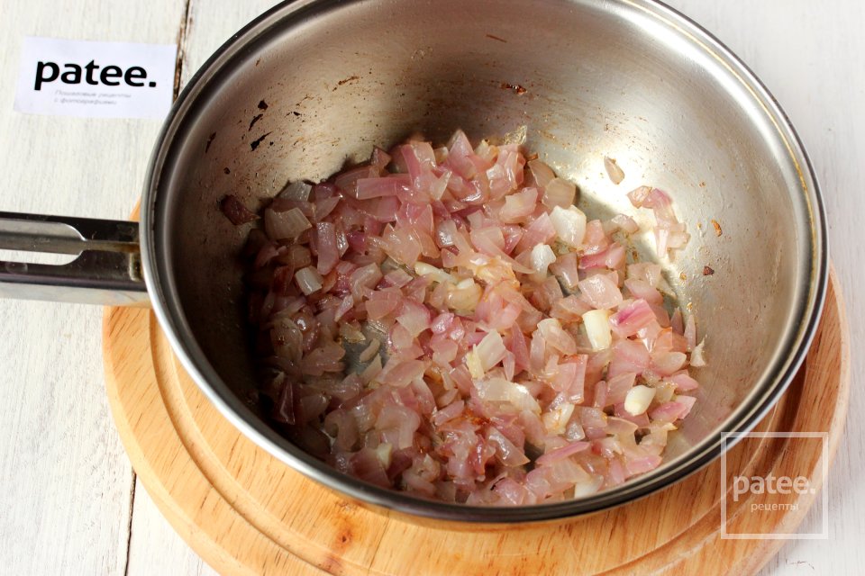 Фаршированный лук, запеченный в беконе - Шаг 5