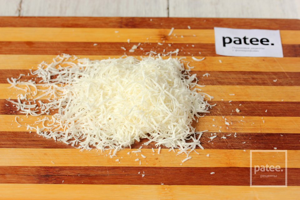 Фаршированный лук, запеченный в беконе - Шаг 8