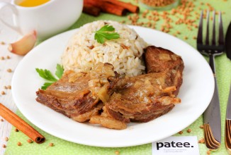 Ароматная баранина с медом, горчицей и корицей в духовке