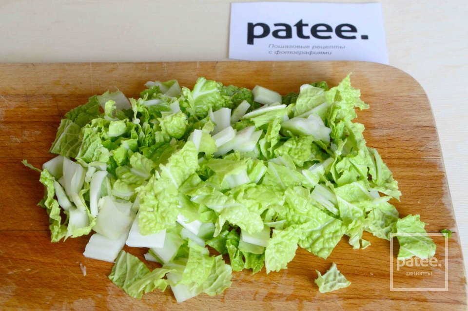 Овощной салат с яйцом - Шаг 5