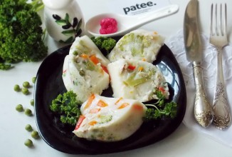 Заливное из овощей и курицы