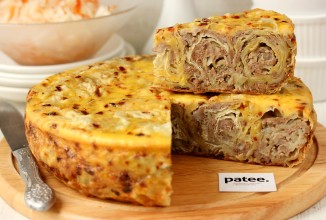 Мясной пирог Ленивец в мультиварке