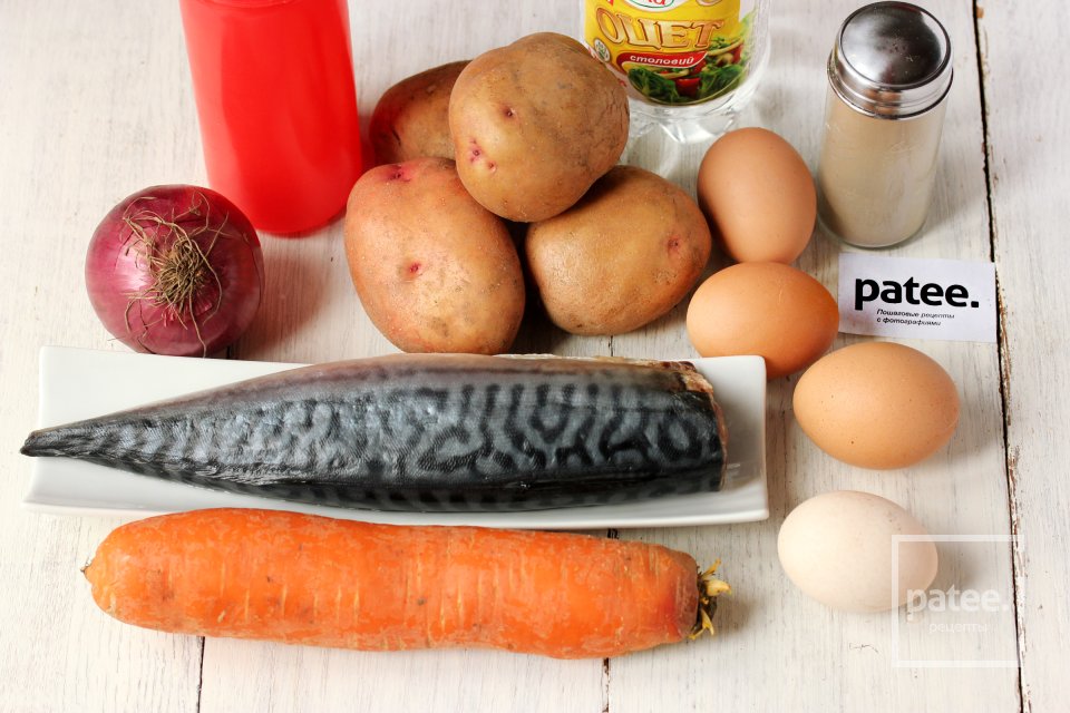 Салат с солёной скумбрией и овощами - Шаг 1