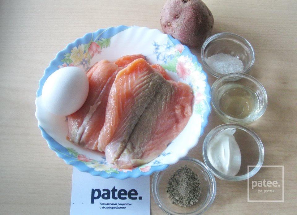 Филе лосося в картофельной стружке - Шаг 1