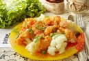 Цветная капуста с оливками и сосисками