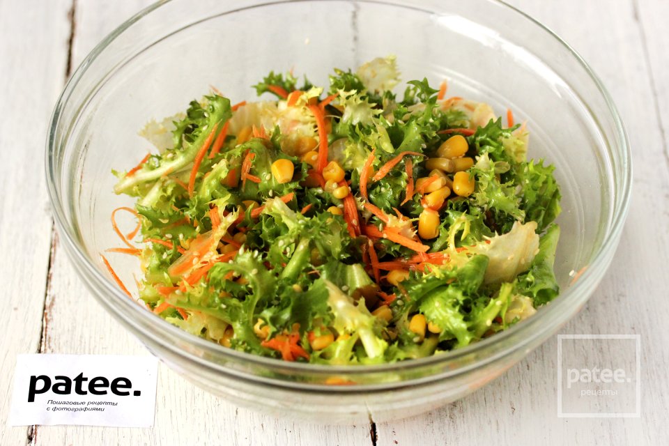 Салат с кукурузой, морковью и кунжутом - Шаг 7