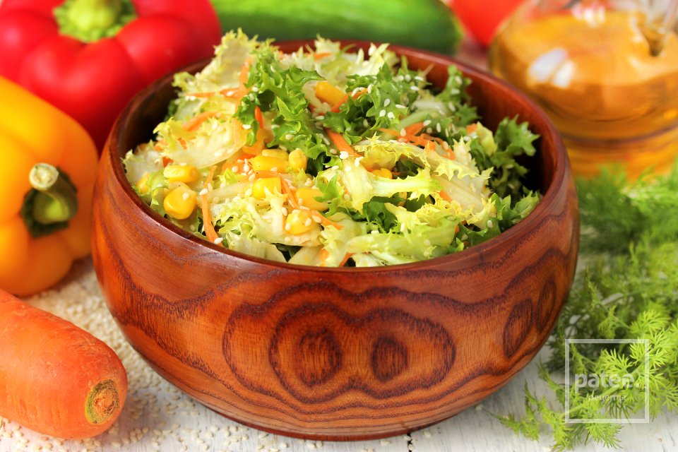 Салат с кукурузой, морковью и кунжутом - Шаг 9