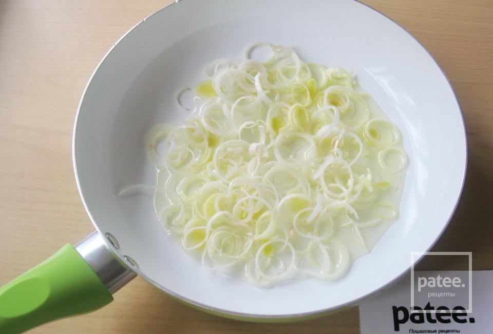 Сырный суп с семгой - Шаг 2