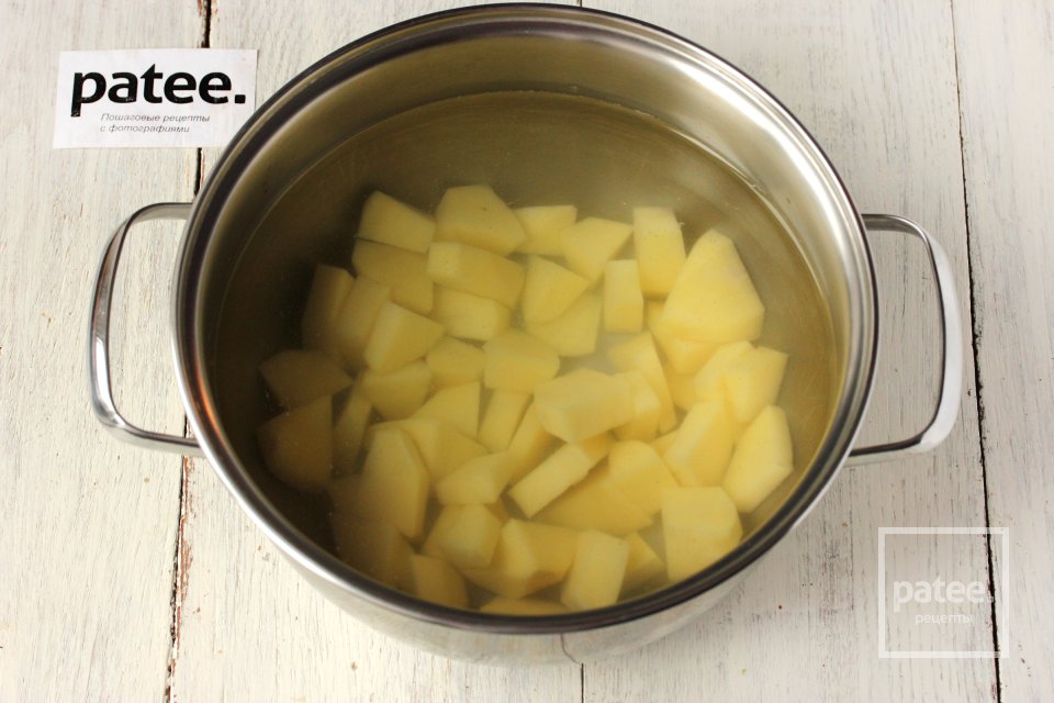 Рыбный суп из судака с креветками и помидорами - Шаг 5