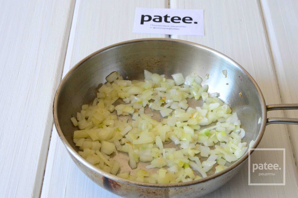 Салат из копченой курицы с шампиньонами и гранатом - Шаг 10