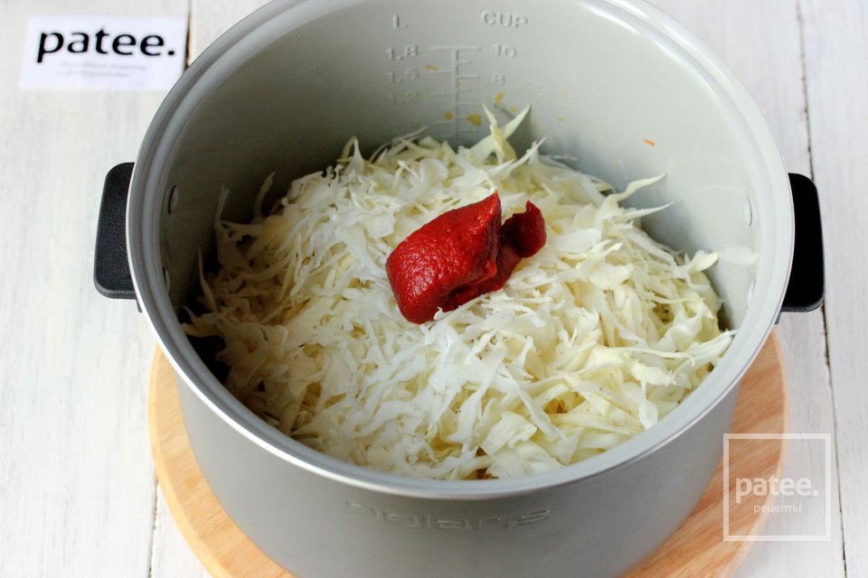 Капуста с грибами и яйцом, тушеная в мультиварке - Шаг 12