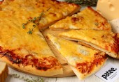 Пицца четыре сыра