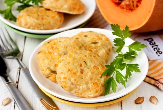 Курино-тыквенные котлеты на пару в мультиварке