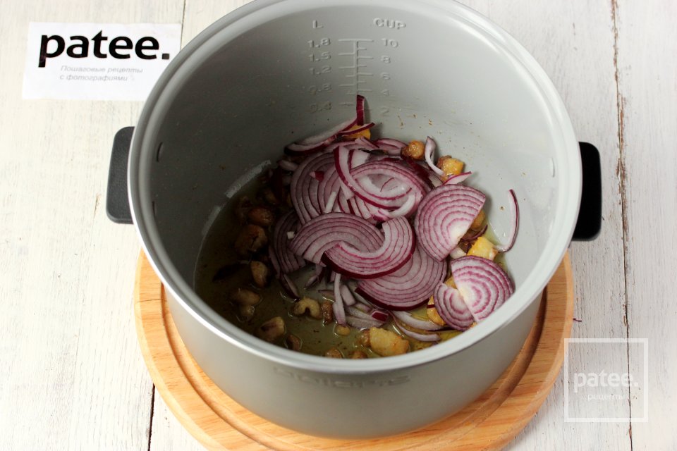 Краснокочанная капуста с изюмом и черносливом в мультиварке - Шаг 6