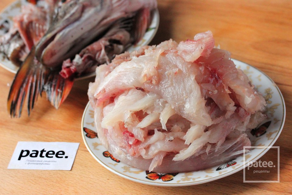 Биточки из щуки в томатном соусе - Шаг 2