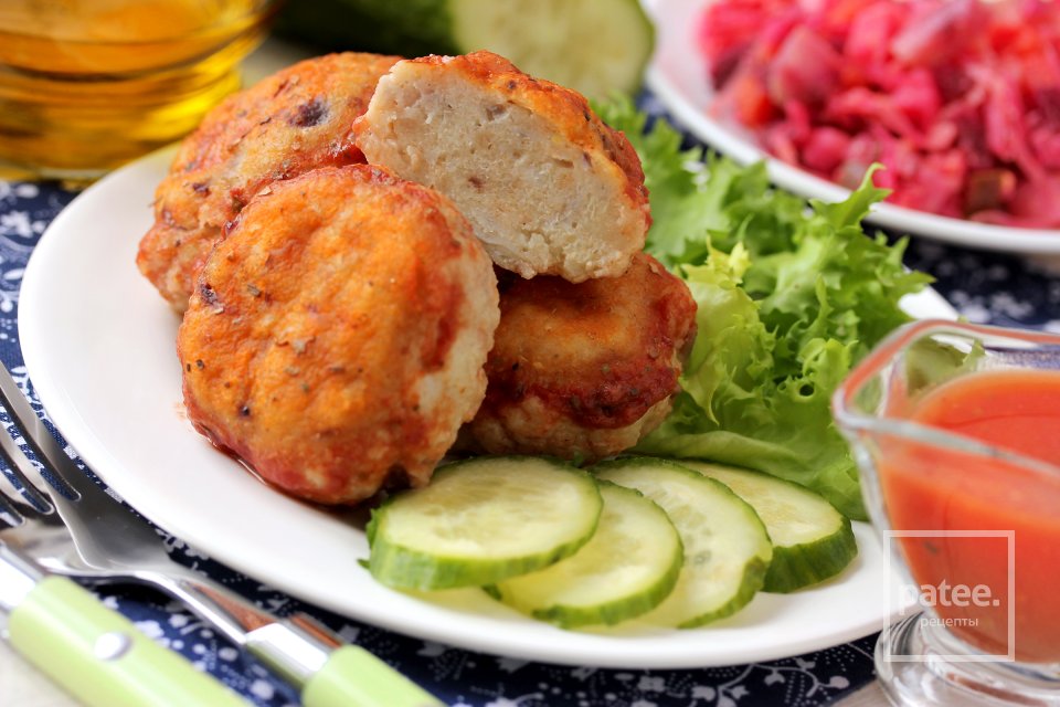 Биточки из щуки в томатном соусе - Шаг 11