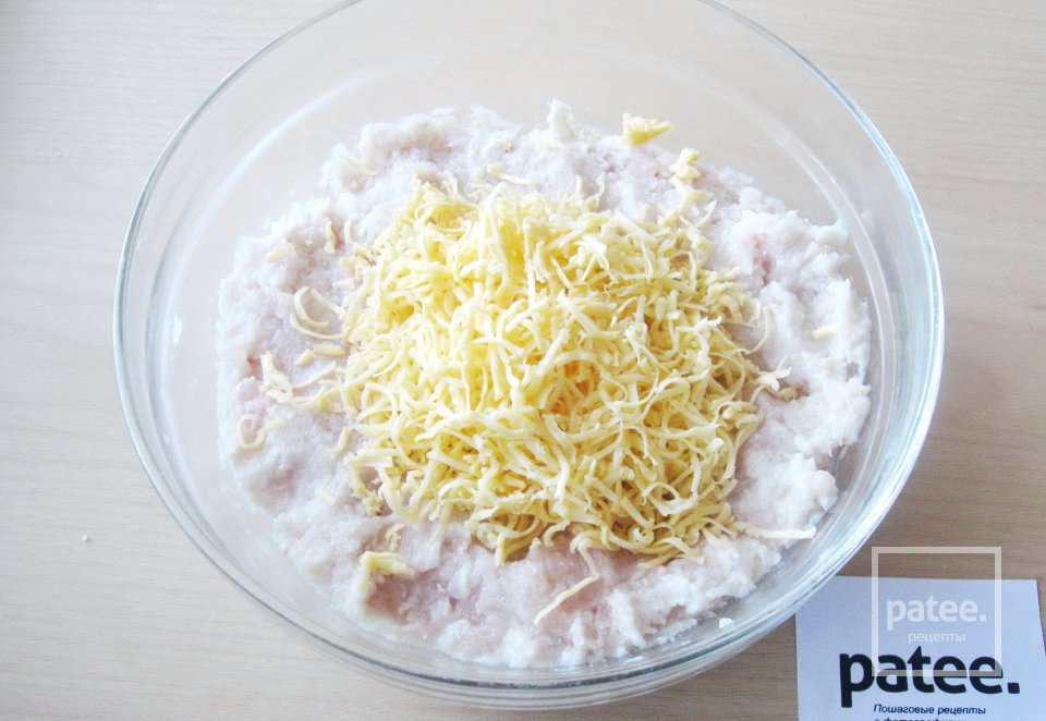 Котлеты из тунца с сыром и сметаной - Шаг 8