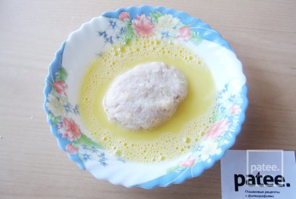 Котлеты из тунца с сыром и сметаной - Шаг 10