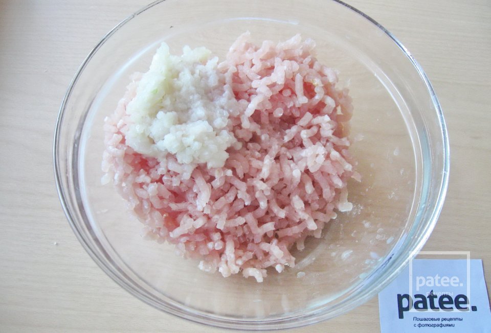 Котлеты из тунца с сыром и сметаной - Шаг 3
